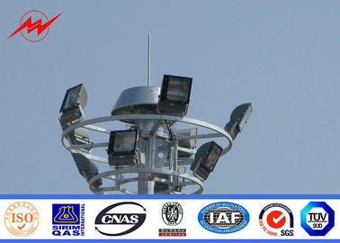 中国 プラットホーム20 - 50のメートルが付いている八角形の鋼鉄亜鉛めっきの高いマストの街灯柱 サプライヤー