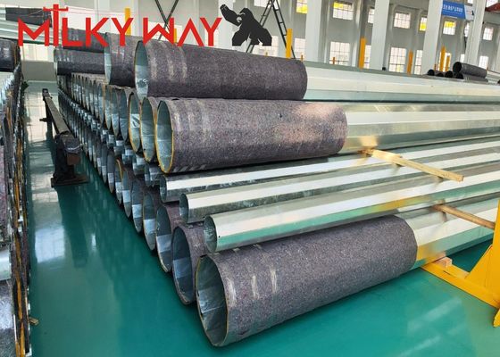 品質  Hot Dip Galvanized Steel Power Pole with 15 Years Warranty and 160 Km/Hour Wind Speed for Electricity Distribution 工場