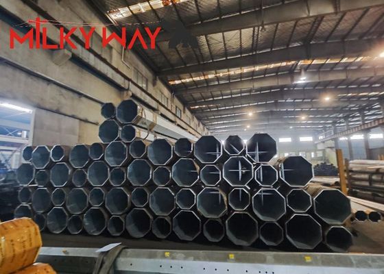 品質  Three-Section Galvanized Monopole Tower for Communication Distribution 工場