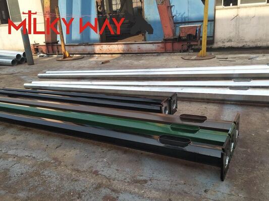 品質  Hot Dip Galvanization Steel Power Pole Offering Tolerance Of Dimension Plus Minus Two Percent And Fifteen Years Warrently For Safety 工場