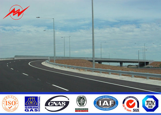 6M-12M の高さの街灯のポーランド人の degisn の熱いすくいは表面に電流を通しました