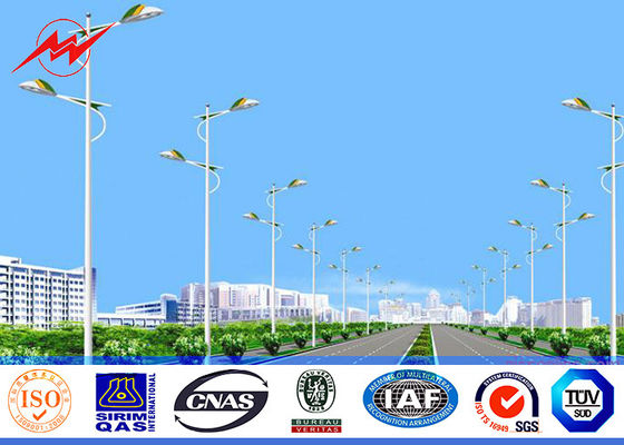 6M-12M の高さの街灯のポーランド人の degisn の熱いすくいは表面に電流を通しました