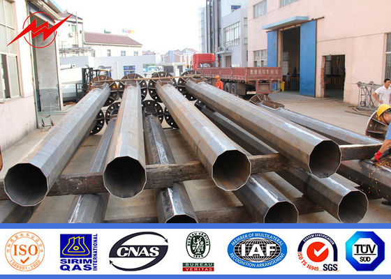 40m のウィンチとの多角形の高いマストの棒のスポーツ・センターの照明