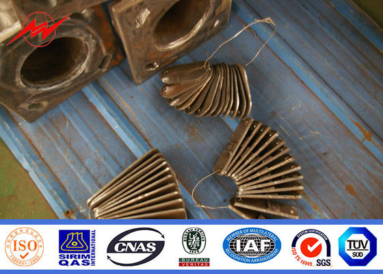 35m の持ち上がるシステムとの多角形の高いマストの棒のスポーツ・センターの照明