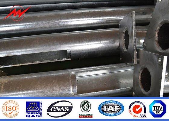 12m の外のつく 18v/45w のための単一の腕の通りの太陽エネルギー街灯柱