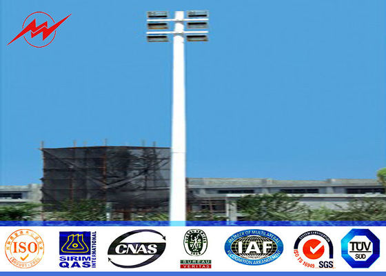 洪水の照明のための円のランタンのパネルが付いている高さの高いマスト ポーランド人の 70 メートル