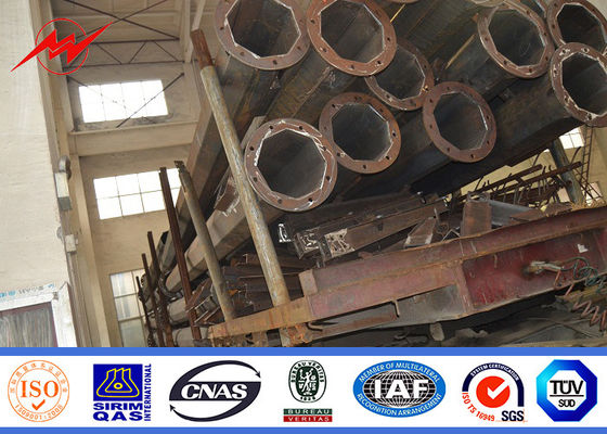 2 本の十字の腕を搭載するさび止め 10m LED の太陽電流を通された街灯ポーランド人