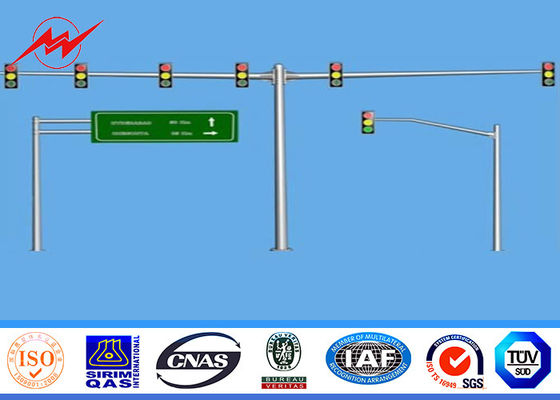 6m の単一ブラケットによって電流を通される交通街灯のポーランド人 3mm の厚さ