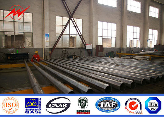 35m の複数のピラミッド形の高いマストのポーランド人のスポーツの街灯柱の円錐の多