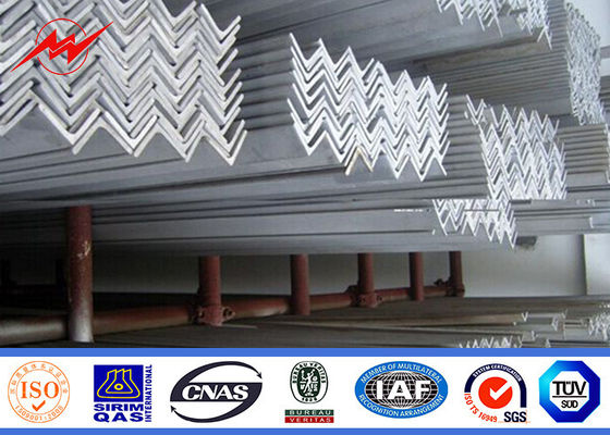 船タワーのつや出しの等しい角度の穴 S275JR が付いている鋼鉄山形鋼の鋼鉄