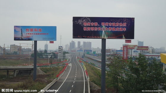 電流を通されたポリエステルまたは粉の上塗を施してある交通信号街灯柱Q235