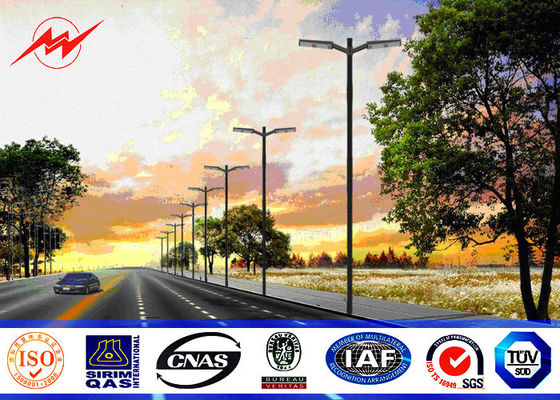 熱いすくいの電流を通された屋外の街路照明ポーランド人5Mから倍によって曲げられる腕との8M