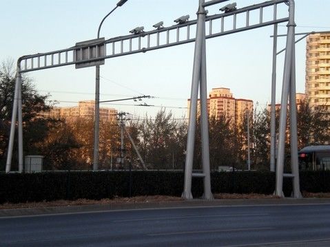 鋼鉄IP65 6m信号ポーランド人の電流を通された街灯ポーランド人