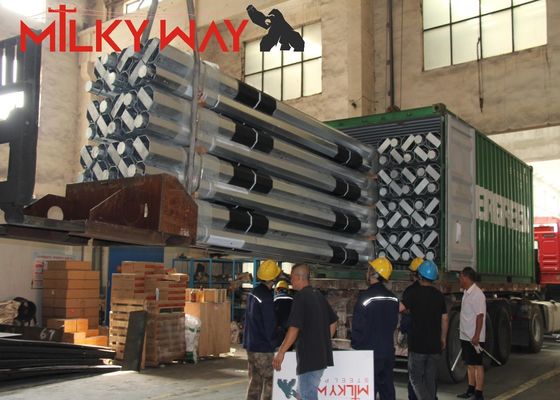 11m 3.8mm 7.2mm 80-100ミクロン 耐久性のあるガルバनाइズされた鉄柱のための平均熱浸しガルバनाइゼーション