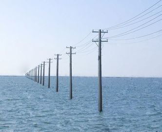 2.75*127*248*10670mm Gr、AWS D1.1の345のMpa HDGの鋼鉄電柱Monopoles