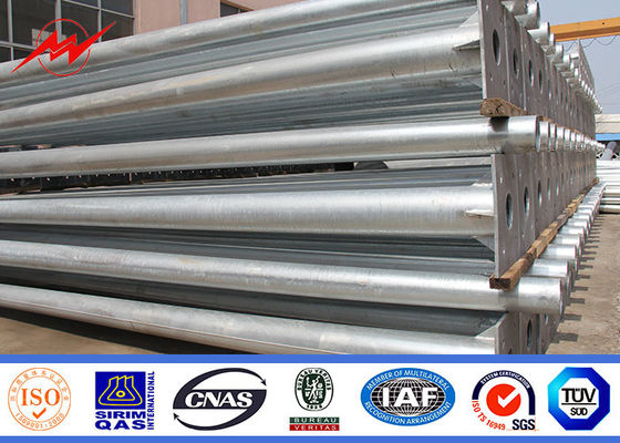 5mから15mの60mm Diaの倍によって曲げられる腕を搭載する八角形の電気街灯ポーランド人